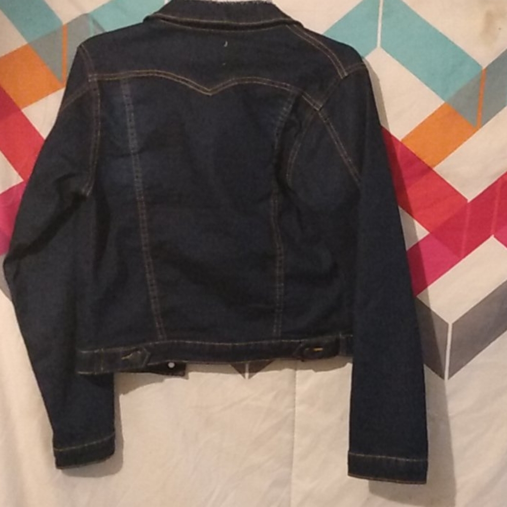 small sized Jacket - Picture 2 of 2